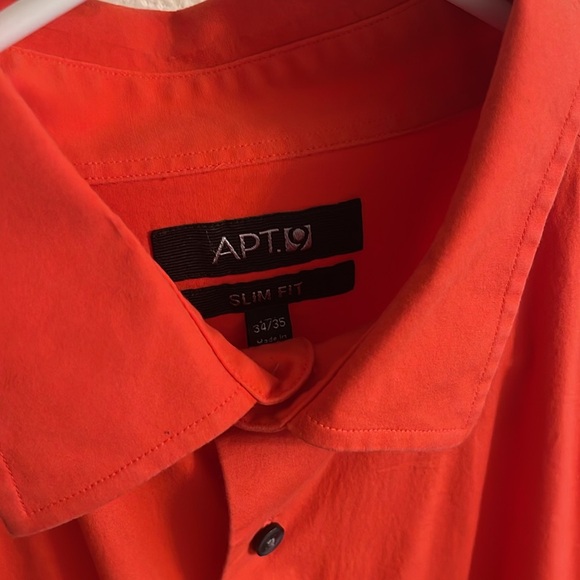 APT 9 button down - Picture 2 of 3